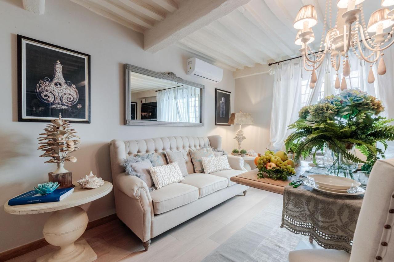 Casa Blanc Apartment Lucca Exterior photo
